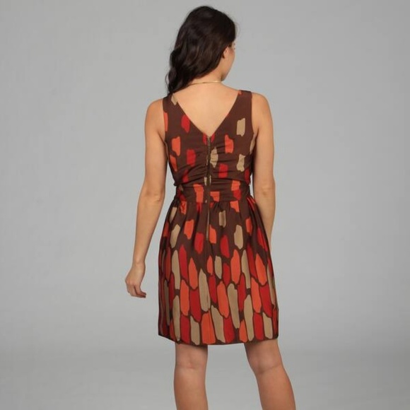 Dress - Picture 2 of 8